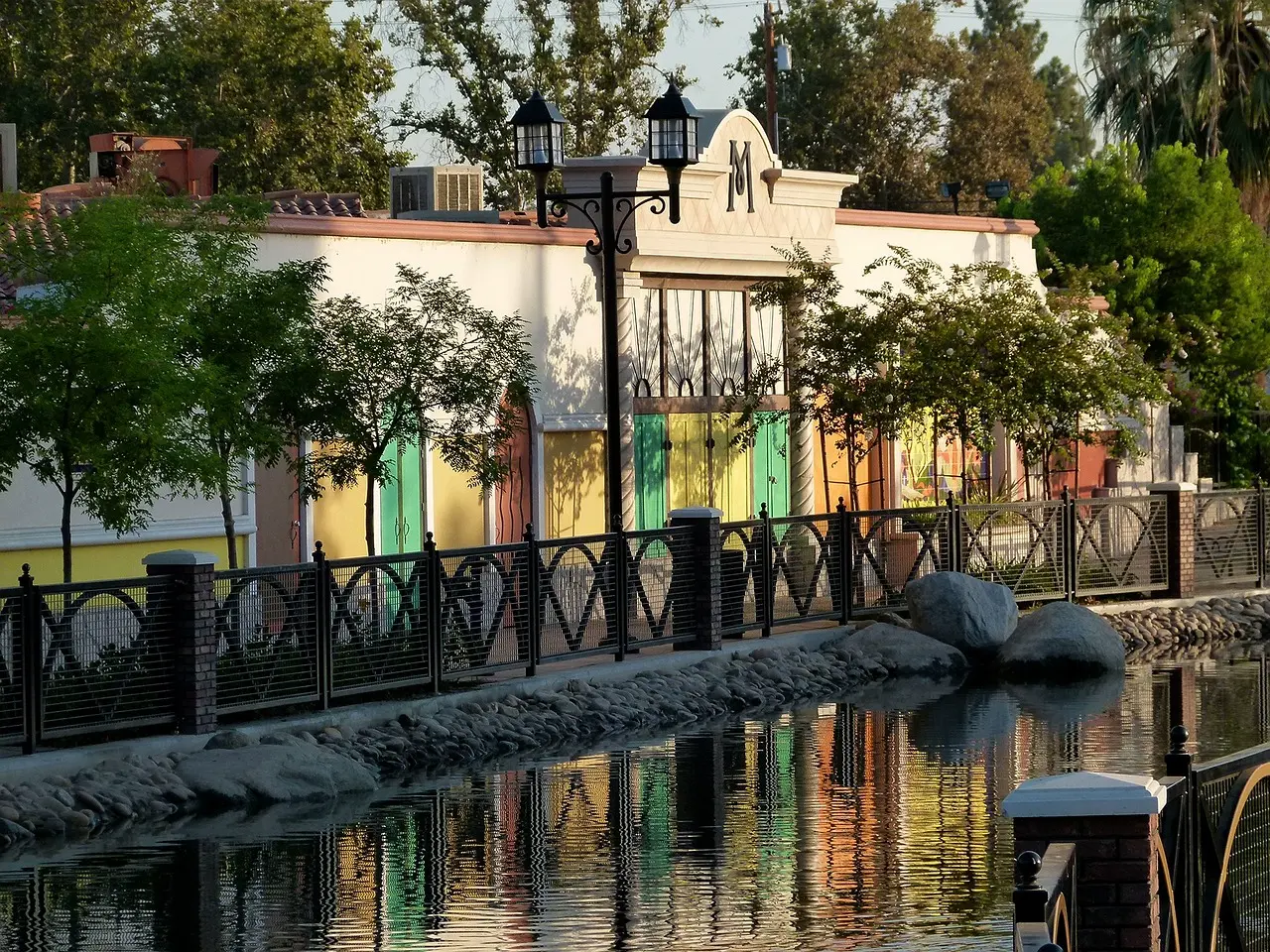 Bakersfield, United States